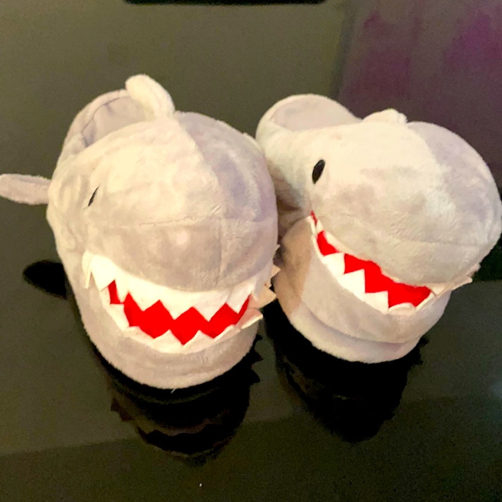 Baby Shark Slippers Ages 2-3